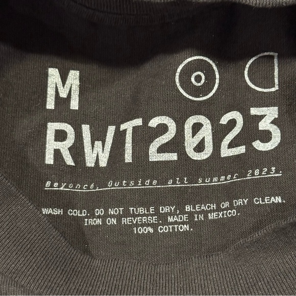 Beyoncé Medium Pink Year Of Renaissance World Tour Merch T-Shirt Reflective - Picture 3 of 6